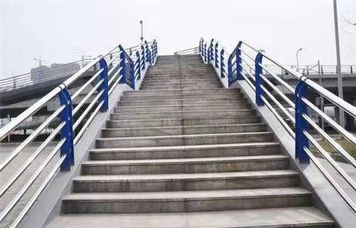 不銹鋼護(hù)欄