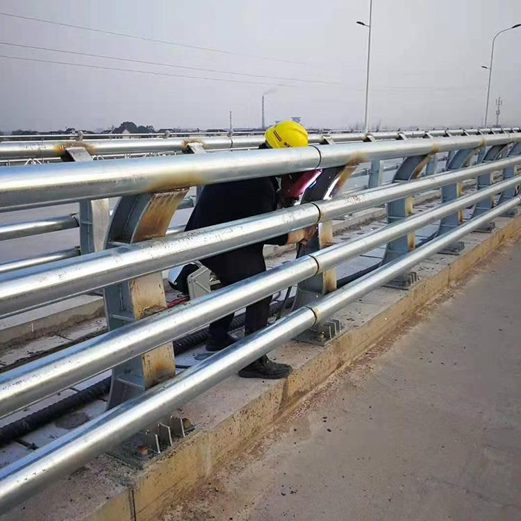 鋁合金橋梁護(hù)欄